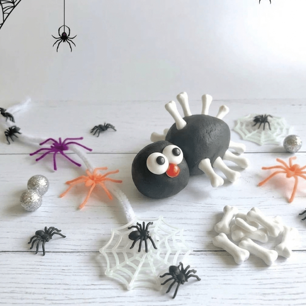 Build a Spider Play Dough Jar - McDonald Publishing House