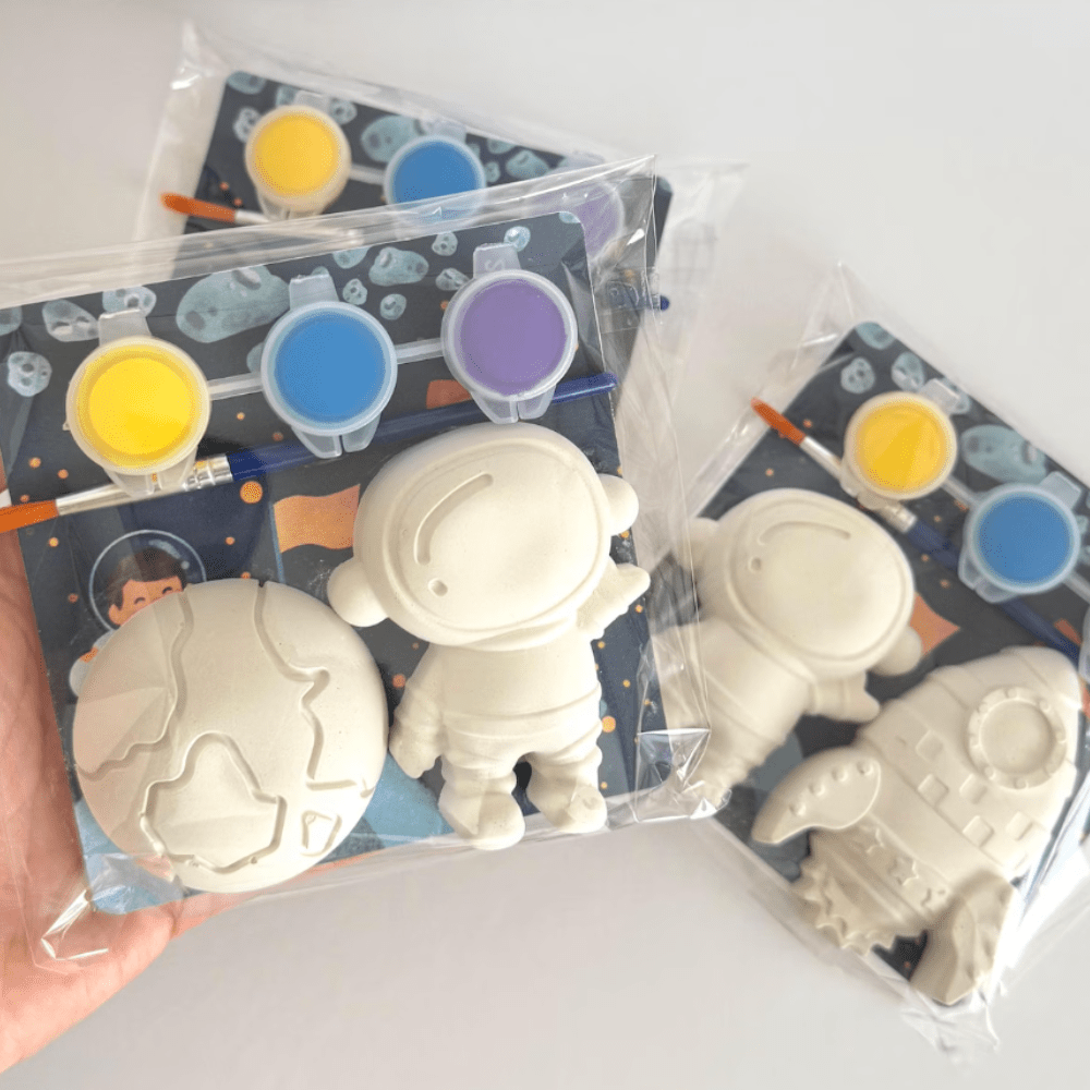 Space Paint Kit - McDonald Publishing House